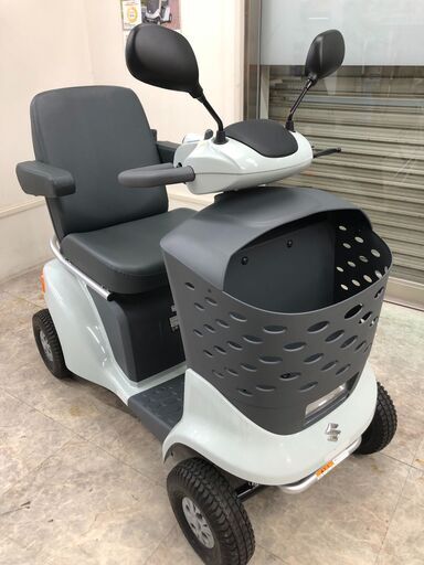 セニアカー（ET4D）2021年式・使用10Km以下・屋内保管