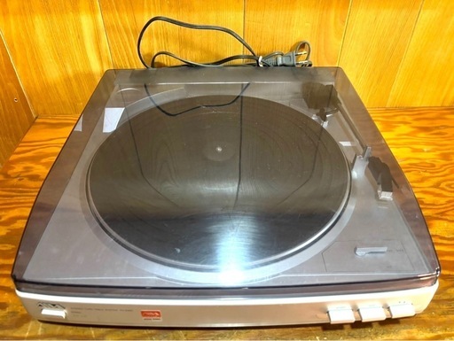 AIWレコードプレーヤー