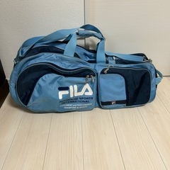 769、FILA フィラテニスラケットバッグ・大容量タイプ