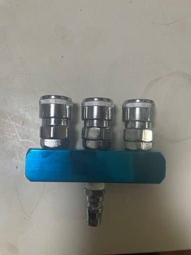 2.3連カプラー