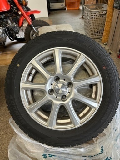 最終値引き‼️スタッドレスタイヤ