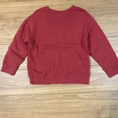 （お渡し決定）UNIQLO ユニクロ　スウェットプルオーバー　110サイズの画像