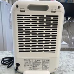 セラミックファンヒーター アイリス CH-127D 2021年 冬物家電 暖房器具 💳自社配送時🌟代引き可💳※現金、クレジット、スマホ決済対応※【安心の3ヶ月保証★送料に設置込】の画像