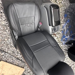 ハイエース　スーパーGL シート　助手席　コンソール付き‼️