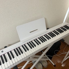 電子ピアノ