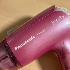 【値下げ】2019年製【Panasonic】ピンク色ドライヤーの画像