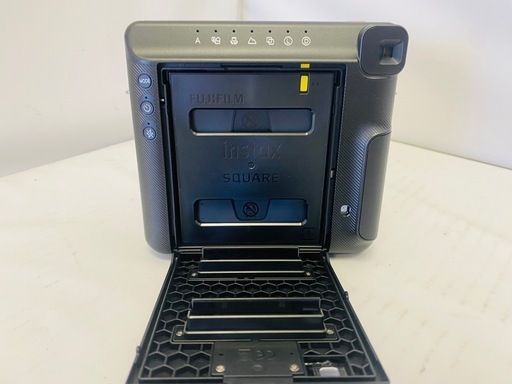 《美品》 FUJIFILM instax SQUARE SQ6 ブラッシュゴールド チェキ インスタントカメラ