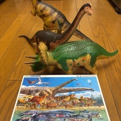 決定済　恐竜大きさくらべパズル150ピース、恐竜フィギュア(ティ...