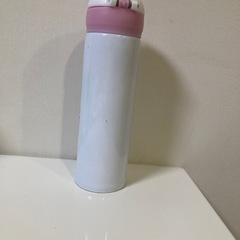 ステンレスボトル水筒魔法瓶の画像