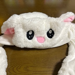 耳が動く可愛いうさぎの帽子 の画像