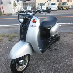 YAMAHA 2st VINOビーノ ブラック シルバー セル始動　メーターオーバーし速く好調 　プラグ　フィルター新品交換 他等お金かけ多数交換 納車整備点検済み 登録後すぐ乗り出せます。直接引き渡し　配送手配も可　SA10J　５AU　４JP　原付の画像