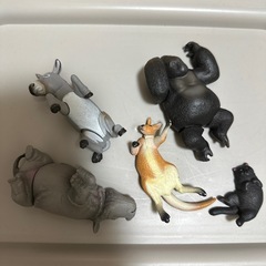 ガチャガチャ　お昼寝？シリーズ