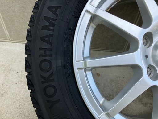 195/65R15スタッドレスタイヤ付きホイール4本　ノア、ヴォクシー、ステップワゴン、セレナ等　ランクB