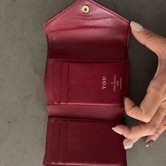 【再出品&値段交渉可】ルイヴィトン財布　印字有りの画像