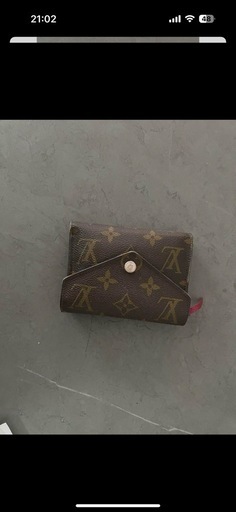 【再出品&値段交渉可】ルイヴィトン財布　印字有り