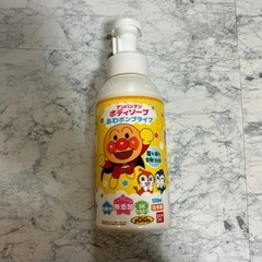アンパンマン　ボディソープ　泡タイプ　詰め替え容器