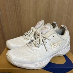 asics バッシュ　24.5cm　