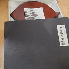 さぬき香川の工芸品　木の器　葉っぱの形の画像