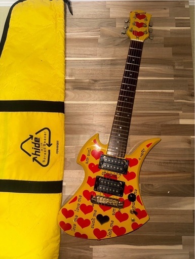 hide ミニギター　イエローハート