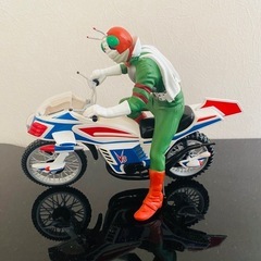 値下げ！新品　仮面ライダーV3フィギュア&バイクの画像