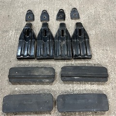 inno システムキャリア　取り付けフック　パジェロイオ