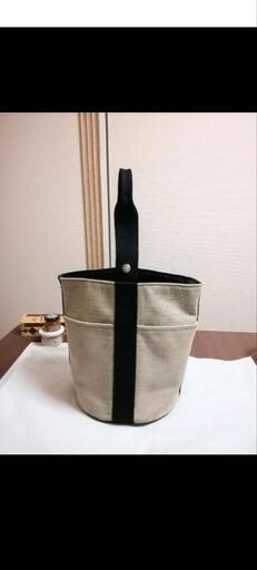 美品。HERMES　サクソーMM トワルアッシュ　バケツ型　ハンドバッグ