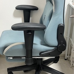 ゲーミングチェア（定価21,000円）の画像