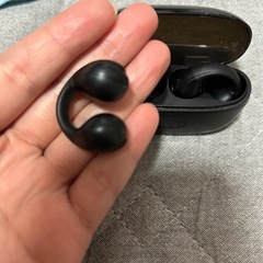 【更新しました】イヤカフ型ワイヤレスイヤホンの画像