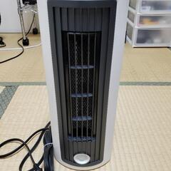 アイリスオーヤマ JCH-TW122T セラミックファンヒーター 箱、説明書有り。の画像