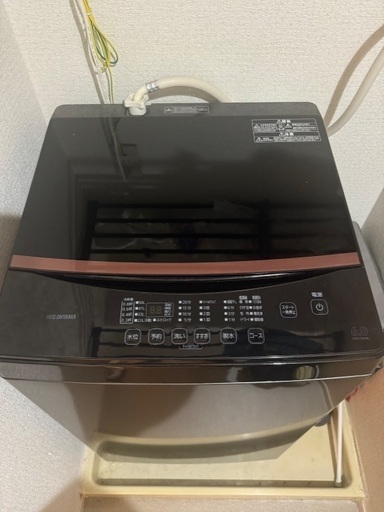 中古品ーアイリス オーヤマ　縦型　全自動洗濯機6キロ