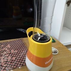 ミキサー　ミル　ジューサー　ミキサーの画像