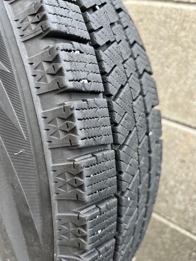 2022年製　175/70R14  ブリヂストンVRX2　スタッドレスタイヤアルミホイール付　4本セット