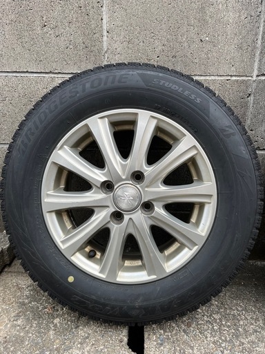 2022年製　175/70R14  ブリヂストンVRX2　スタッドレスタイヤアルミホイール付　4本セット