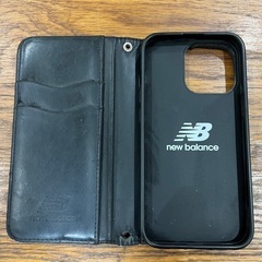 iPhone13pro       スマホケース　手帳型　
ニューバランスの画像