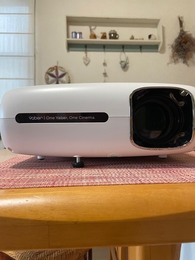 【商談中】yaber pro V7 projector\n