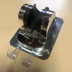 新品未使用　シャワーヘッドホルダー　角度調整付きの画像