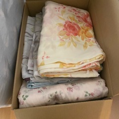シングル　布団　シーツ　クッション　マットレス　毛布　カーテン　敷毛布　　まとめ　一式の画像