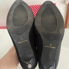 黒いパンプス  お値下の画像
