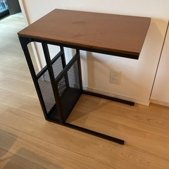 美品 IKEA フィエルボ サイドテーブル 