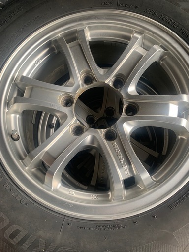 ハイエース　社外ホイール