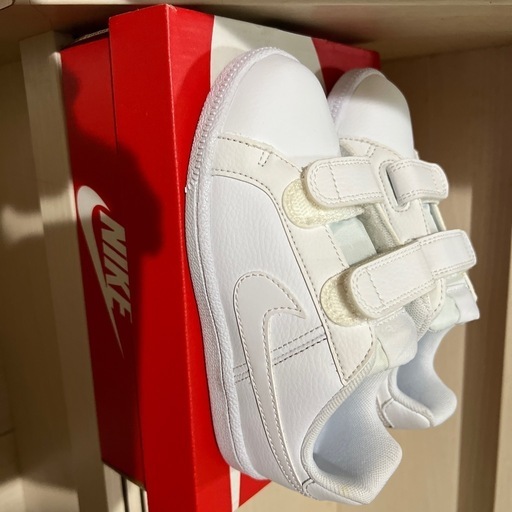 17cm NIKEスニーカー 白
