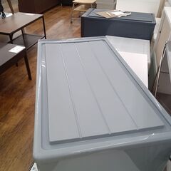 ★ジモティ割あり★  衣装ケース グレー系 H22×D73.5×W39 クリーニング済み MT2308の画像