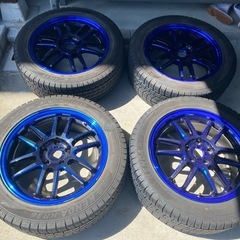 215/55R17スタッドレスタイヤとレイズホイールのセット