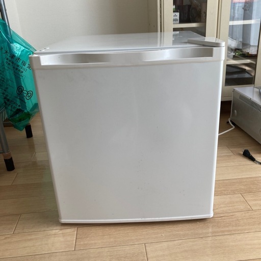 中古小型冷蔵庫