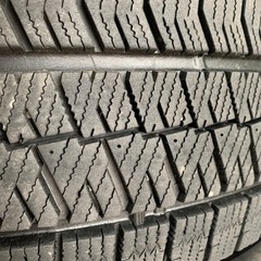 スタッドレスタイヤ　ブリヂストン VRX2 215/55R17 2020年製　　　　　　　　　　の画像