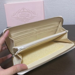 9/15ガレージセール 【新品未使用】牛革財布 ノベルティの画像