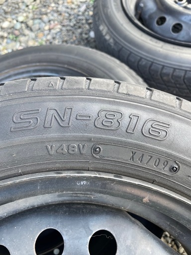 ミラココア　ホイールカバー付　155/65/R14 タイヤ