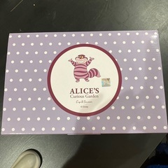 ディズニー　チェシャ猫のカップ&ソーサー