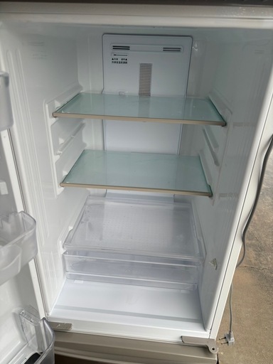 Sharp 綺麗な167L冷蔵庫2019年