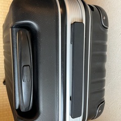 キャリーケース(ハードタイプ)　Sサイズ　　　　【ジャンク品:キャリーバー不調】の画像